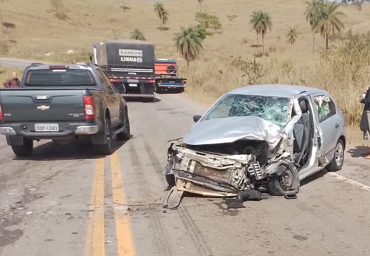 Acidente deixa cinco feridos na MG 434 em São Gonçalo