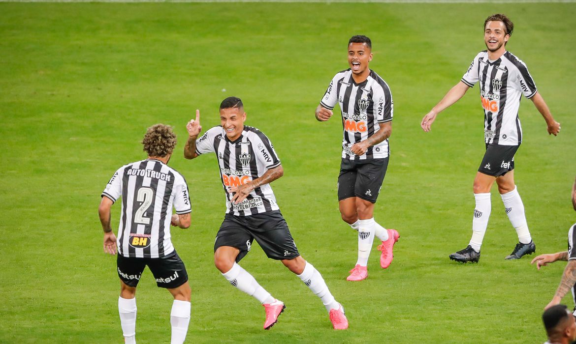 atletico-goleia-e-esta-na-semifinal-do-mineiro