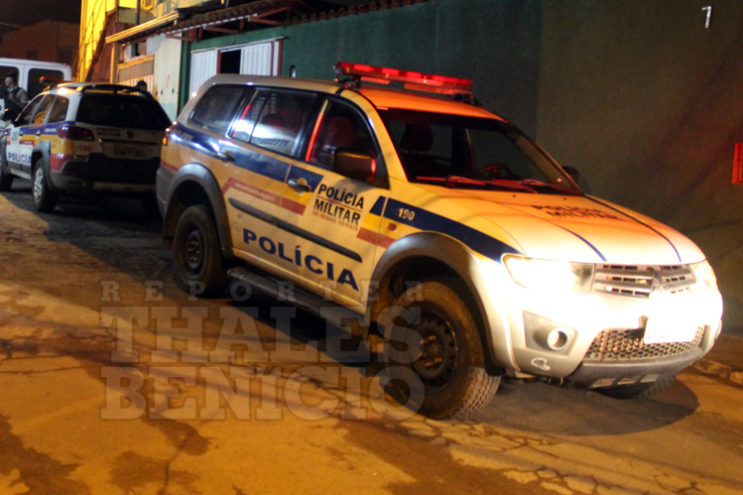 homem-tem-carro-atingido-por-tiro-em-frente-ao-bairro-nova-vista