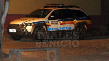 fiat-uno-furtado-na-vila-santa-rosa-e-encontrado-no-clovis-alvim