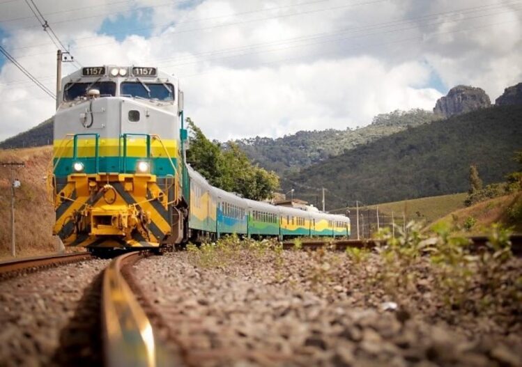 vale-faz-campanha-de-seguranca-na-estrada-de-ferro-vitoria-a-minas