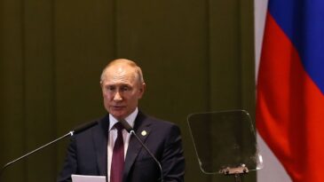 russia-anuncia-primeira-vacina-contra-a-covid-19