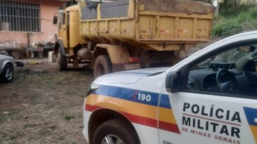 pm-detem-motorista-de-caminhao-que-derramou-brita-e-causou-acidente-fatal