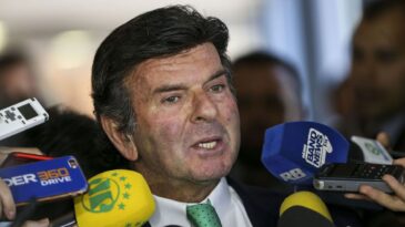 posse-de-fux-na-presidencia-do-stf-tera-divisorias-e-dispensa-foto