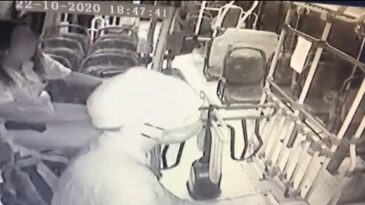 homem-armado-com-faca-assalta-onibus-coletivo-em-itabira