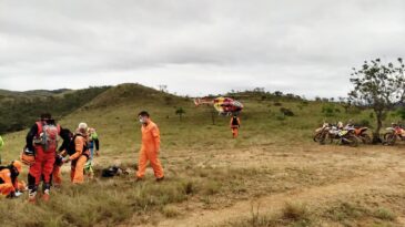 motociclista-e-resgatado-de-helicoptero-apos-acidente-no-morro-do-careca