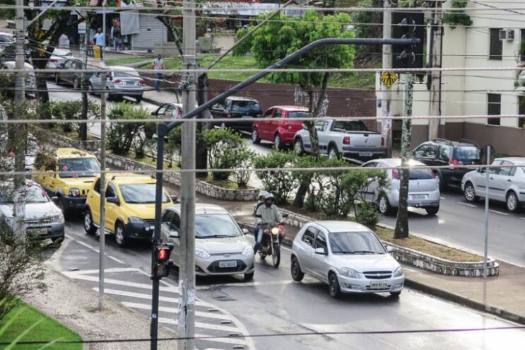 governador-envia-projeto-para-limitar-reajuste-do-ipva-2022-em-minas