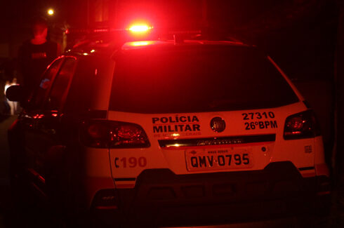 adolescente-atropela-crianca-e-tem-motocicleta-destruida-no-pedreira