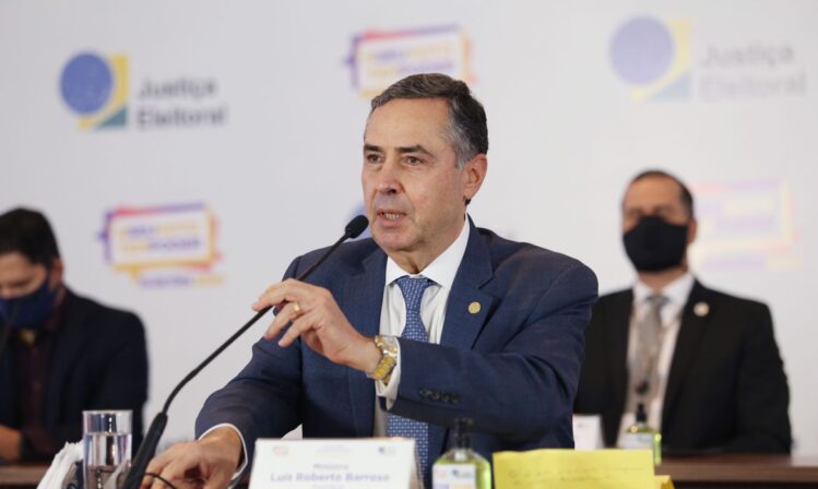 barroso-pede-que-pf-investigue-ataque-hacker-ao-sistema-do-tse