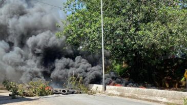 manifestantes-bloqueiam-a-br-381-em-nova-era