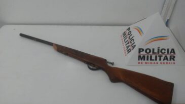 policia-militar-apreende-espingarda-em-catas-altas