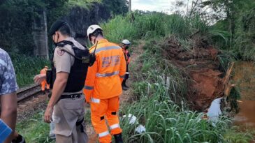 bombeiros-retomam-as-operacoes-de-buscas-na-ponte-torta