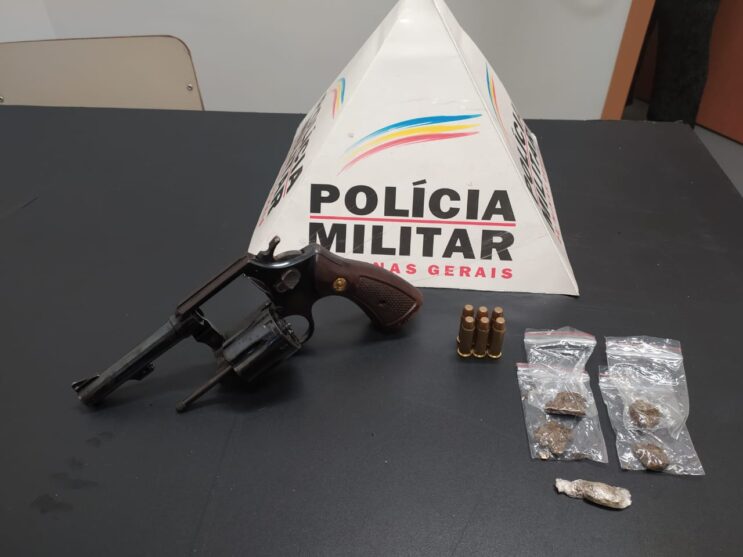 adolescente-portando-droga-e-arma-e-apreendido-pela-pm