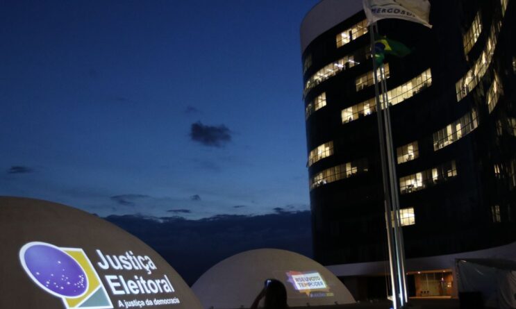 prefeitos-tomam-posse-em-cerimonias-com-transmissao-ao-vivo