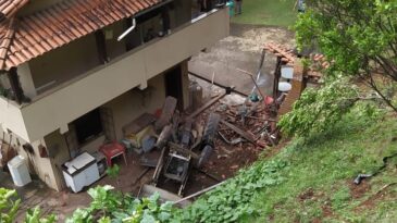 operador-morre-em-acidente-com-retroescavadeira