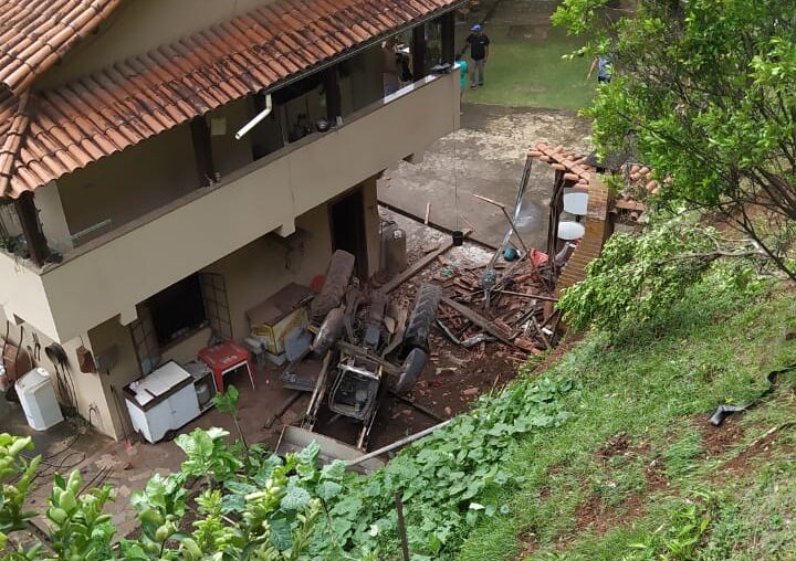 operador-morre-em-acidente-com-retroescavadeira