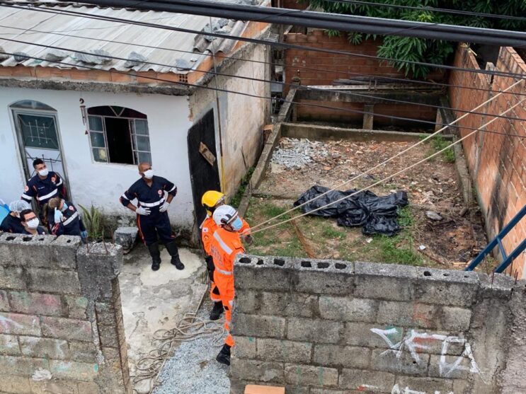 homem-morre-ao-esbarrar-estrutura-metalica-na-rede-eletrica