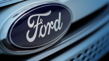 ford-suspende-demissoes-e-mantem-negociacao-com-trabalhadores