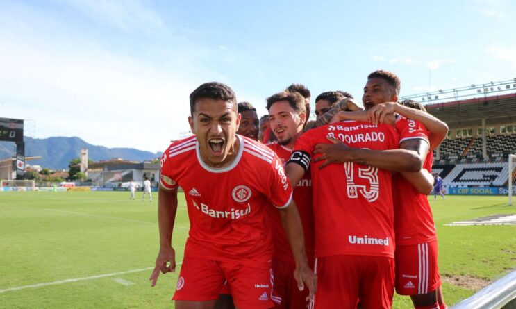 inter-vence-vasco-e-pode-ser-campeao-contra-o-flamengo