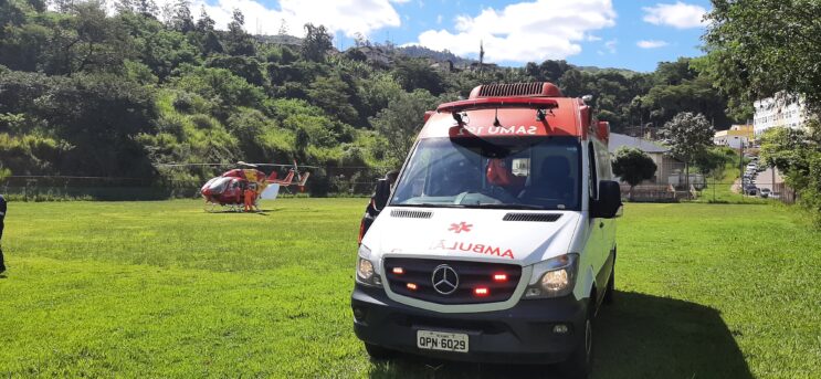 mulher-vitima-de-acidente-e-transferida-de-helicoptero-para-belo-horizonte