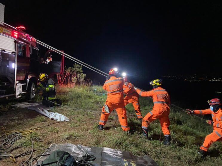policial-militar-morre-apos-carro-despencar-em-ribanceira