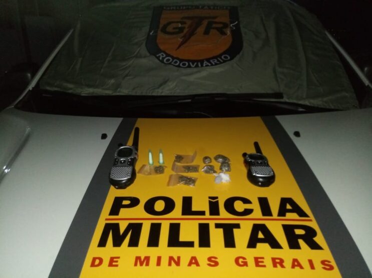 tatico-rodoviario-apreende-maconha-e-cocaina-no-boa-esperanca