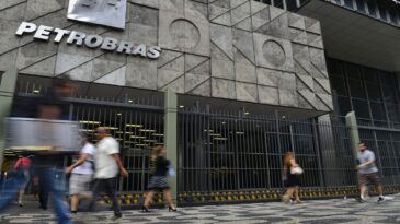 quatro-conselheiros-da-petrobras-decidem-deixar-o-cargo