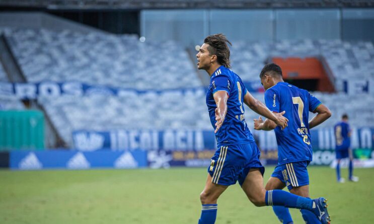 cruzeiro-vence-athletic-no-mineirao-e-chega-ao-g-4