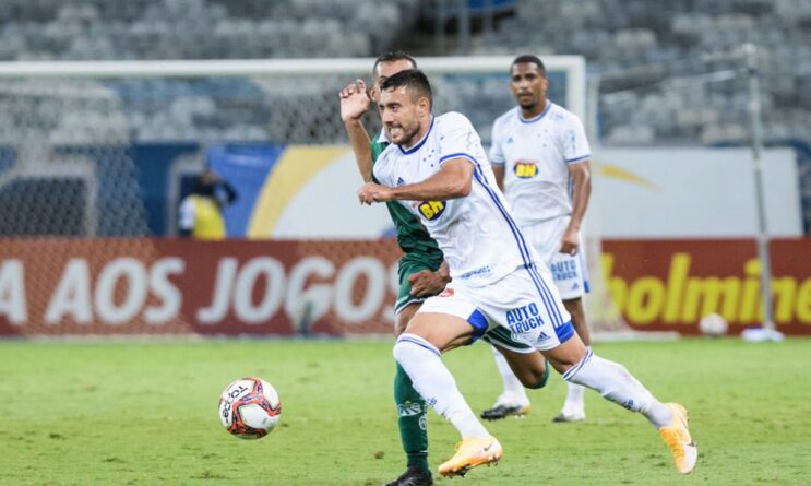 caldense-bate-cruzeiro-que-segue-sem-vencer-no-mineiro
