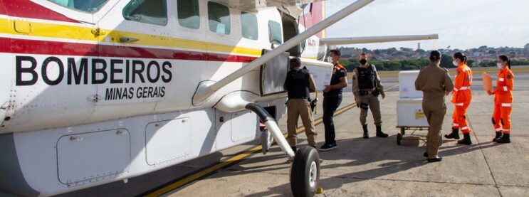 governo-de-minas-envia-390-550-doses-de-vacinas-contra-covid-19-para-as-regionais