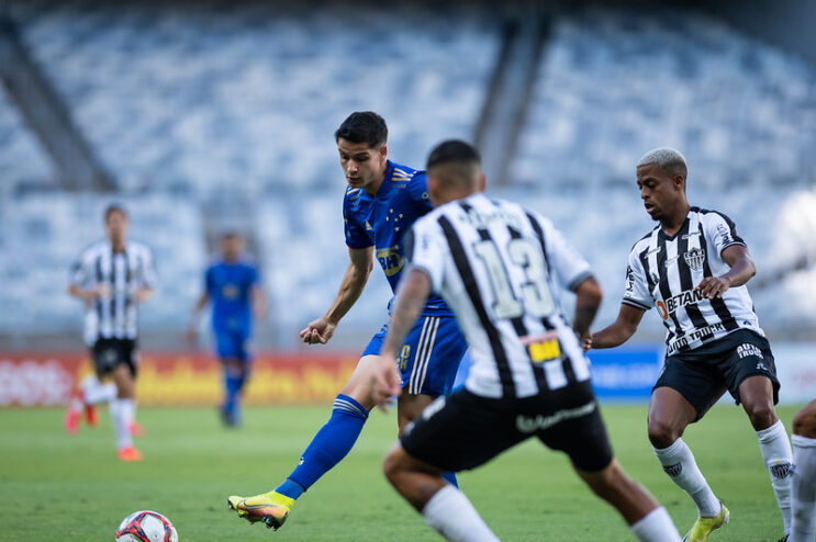 cruzeiro-vence-o-classico-e-chega-a-tres-vitorias-consecutivas-na-temporada