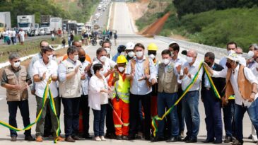 governo-inaugura-na-bahia-22-km-de-pistas-duplicadas-na-br-101