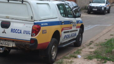 pm-apreende-maconha-crack-e-cocaina-no-nossa-senhora-das-oliveiras