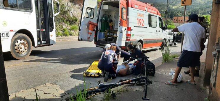 ciclista-fica-ferido-em-colisao-com-carro-no-bairro-hamilton
