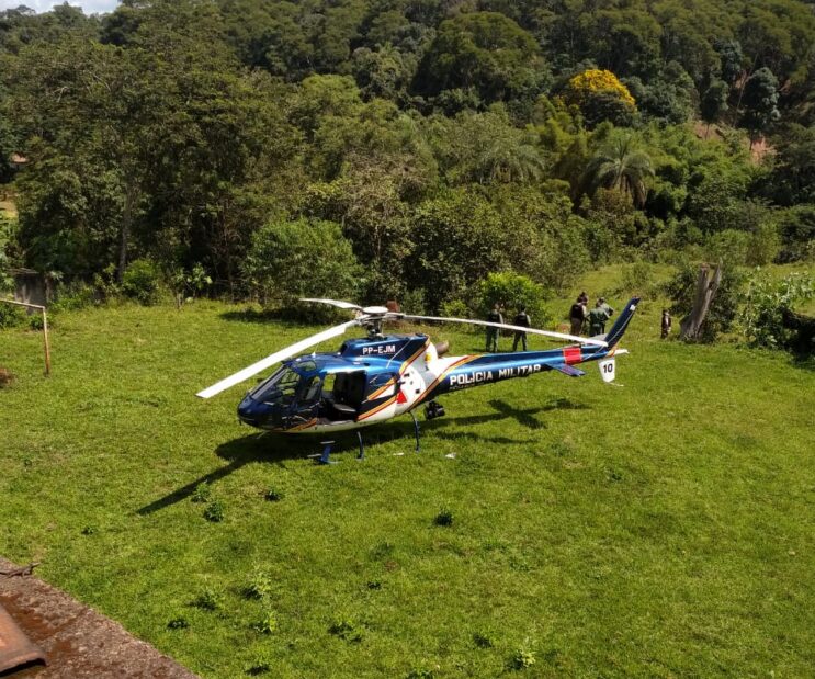 policiais-com-auxilio-de-helicoptero-detem-suspeitos-de-roubo-na-regiao