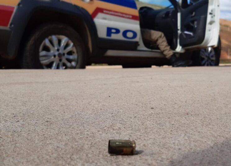 homem-e-socorrido-em-estado-grave-apos-ser-baleado-em-itabira