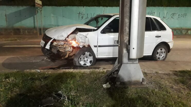 mulher-fica-ferida-em-acidente-e-motorista-e-preso-por-embriaguez