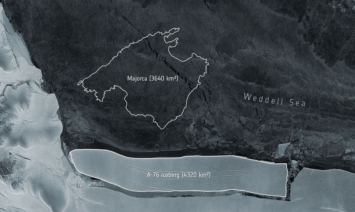 iceberg-gigante-se-desprende-na-antartica