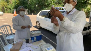 itabira-retoma-vacinacao-da-2a-dose-em-pessoas-de-67-a-69-anos-e-profissionais-da-saude