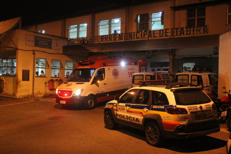 colisao-frontal-entre-motos-deixa-jovem-com-fratura-exposta-em-itabira