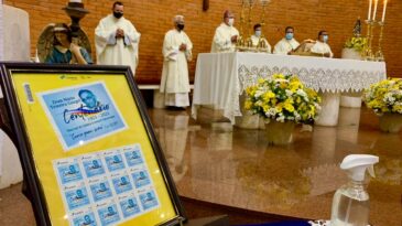 selo-postal-em-memoria-do-centenario-de-dom-mario-e-lancado-em-missa-na-catedral