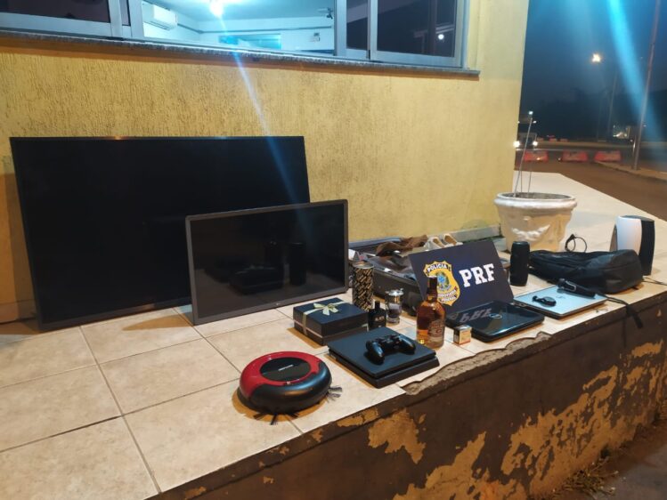 prf-detem-suspeitos-de-furtar-em-residencias-na-cidade-de-itabira