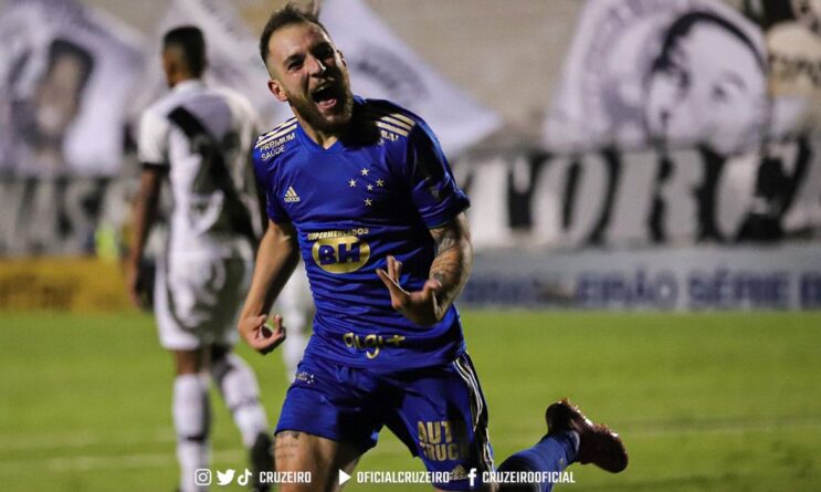 cruzeiro-vence-a-primeira-na-serie-b-e-prolonga-seca-da-ponte-preta