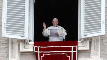 papa-francisco-passa-por-cirurgia-e-reage-bem-a-procedimento