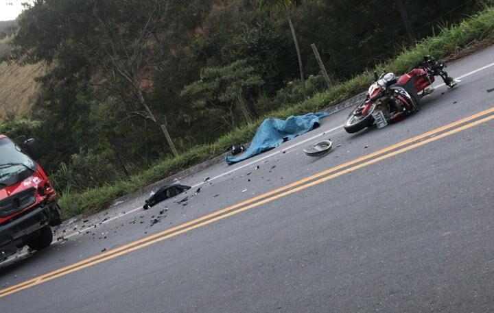 motociclista-morre-em-colisao-frontal-com-caminhao-na-br-381