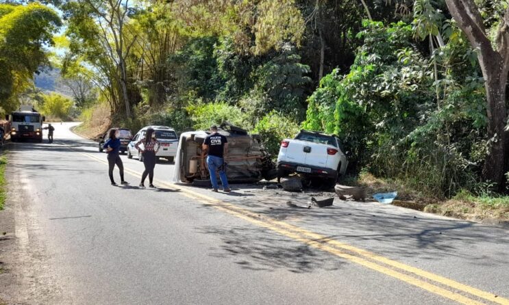 depressao-na-pista-pode-ter-sido-a-causa-do-acidente-em-ferros