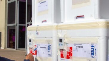 minas-gerais-distribui-mais-de-947-mil-doses-de-vacinas-contra-a-covid-19