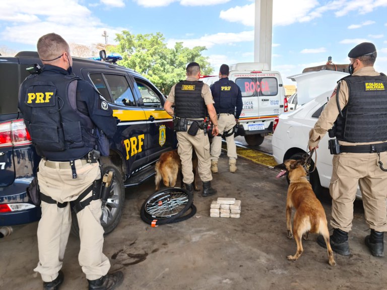 jovem-e-preso-transportando-barras-de-crack-na-br-365