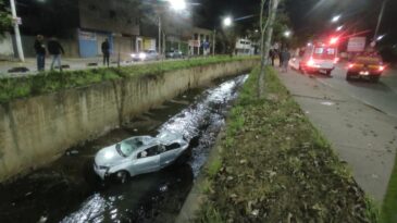 motorista-fica-ferido-ao-cair-com-o-carro-no-canal-da-cristina-gazire