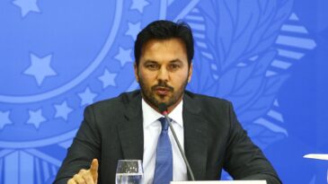 ministro-defende-privatizacao-dos-correios-em-pronunciamento